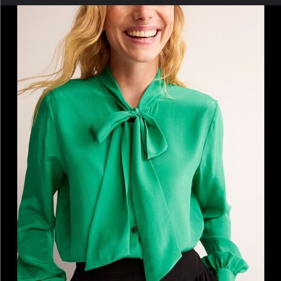 Boden 100% Silk Green Bow Neck Button Down Blouse Size 4 - Picture 1 of 7